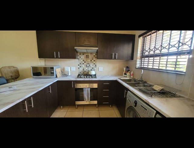 2 BEDROOM TOWNHOUSE FOR SALE IN MULBARTON